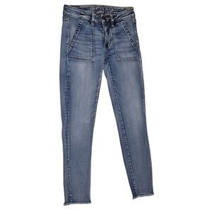 American Eagle Hi-Rise Jegging Crop Jeans in  Medium Wash Womens Size 2 EUC